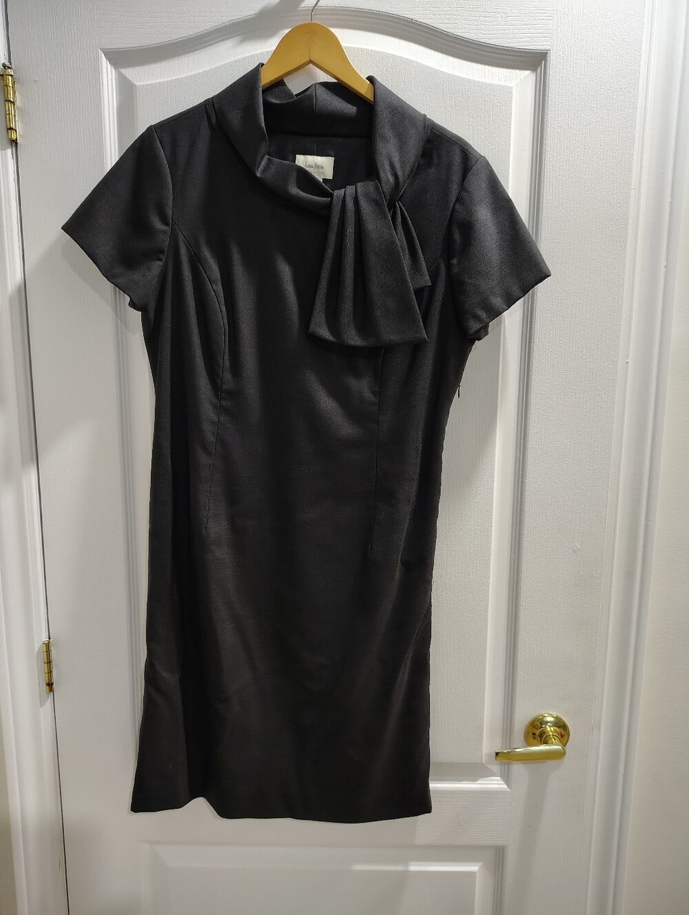 Neiman Marcus 97% Wool Classic Black Bow-Accent Short Sleeve Dress